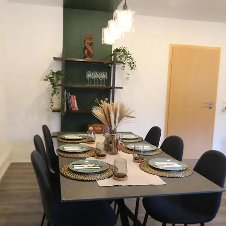 Urban Lodge Erlangen I Superzentral I Free Parking I Wlan I Netflix Exterior photo