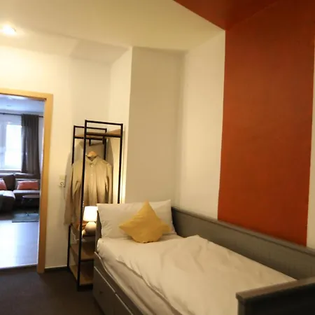 Urban Lodge Erlangen I Superzentral I Free Parking I Wlan I Netflix Exterior photo