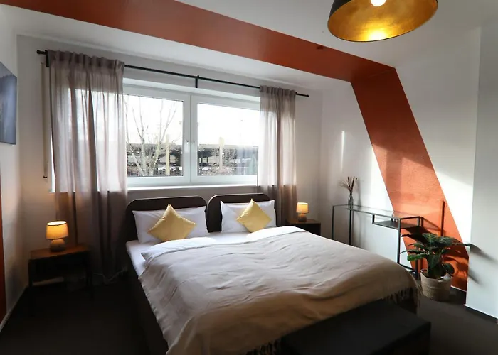 Urban Lodge Erlangen I Superzentral I Free Parking I Wlan I Netflix