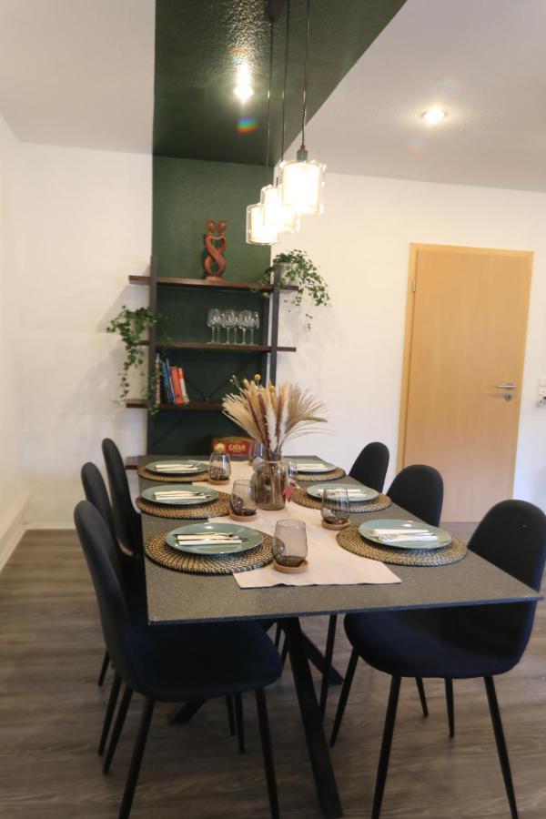 Urban I Superzentral I Free Parking I Wlan I Netflix Apartment